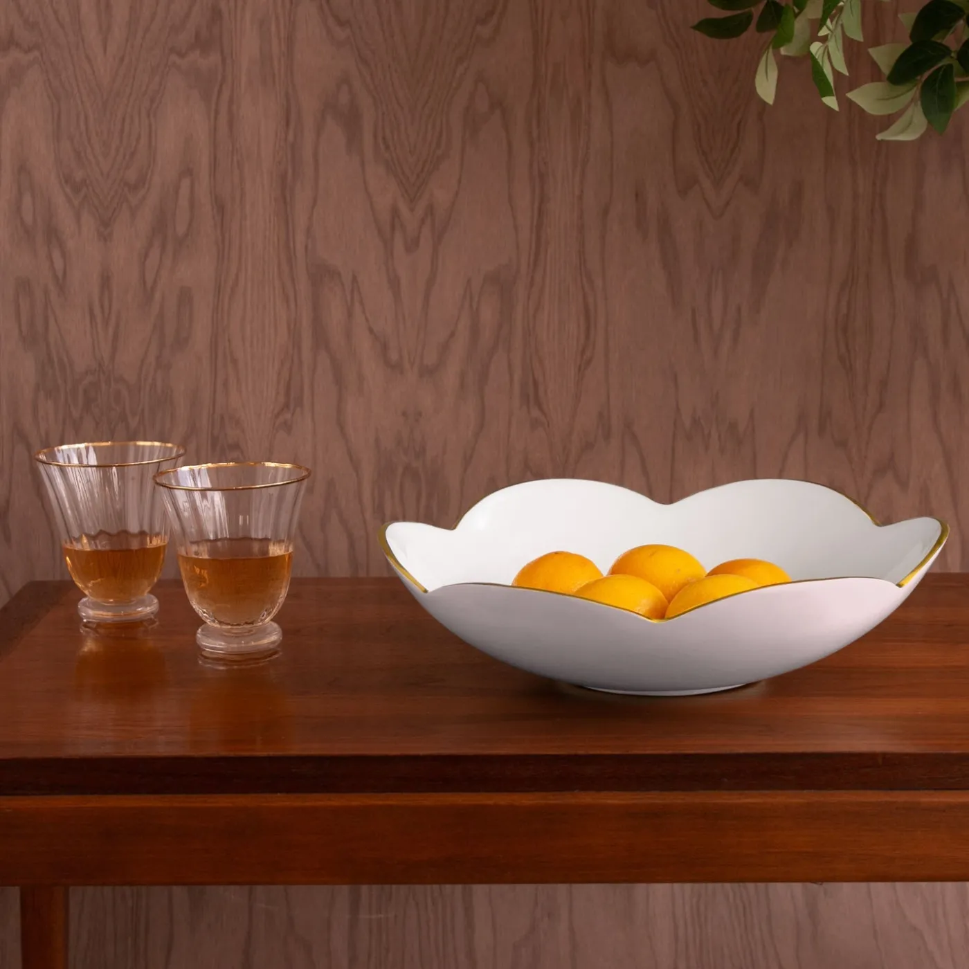 Discount ENCANTO Amelia Medium Bowl Camellia and White Bowls|Enameled Color Metal