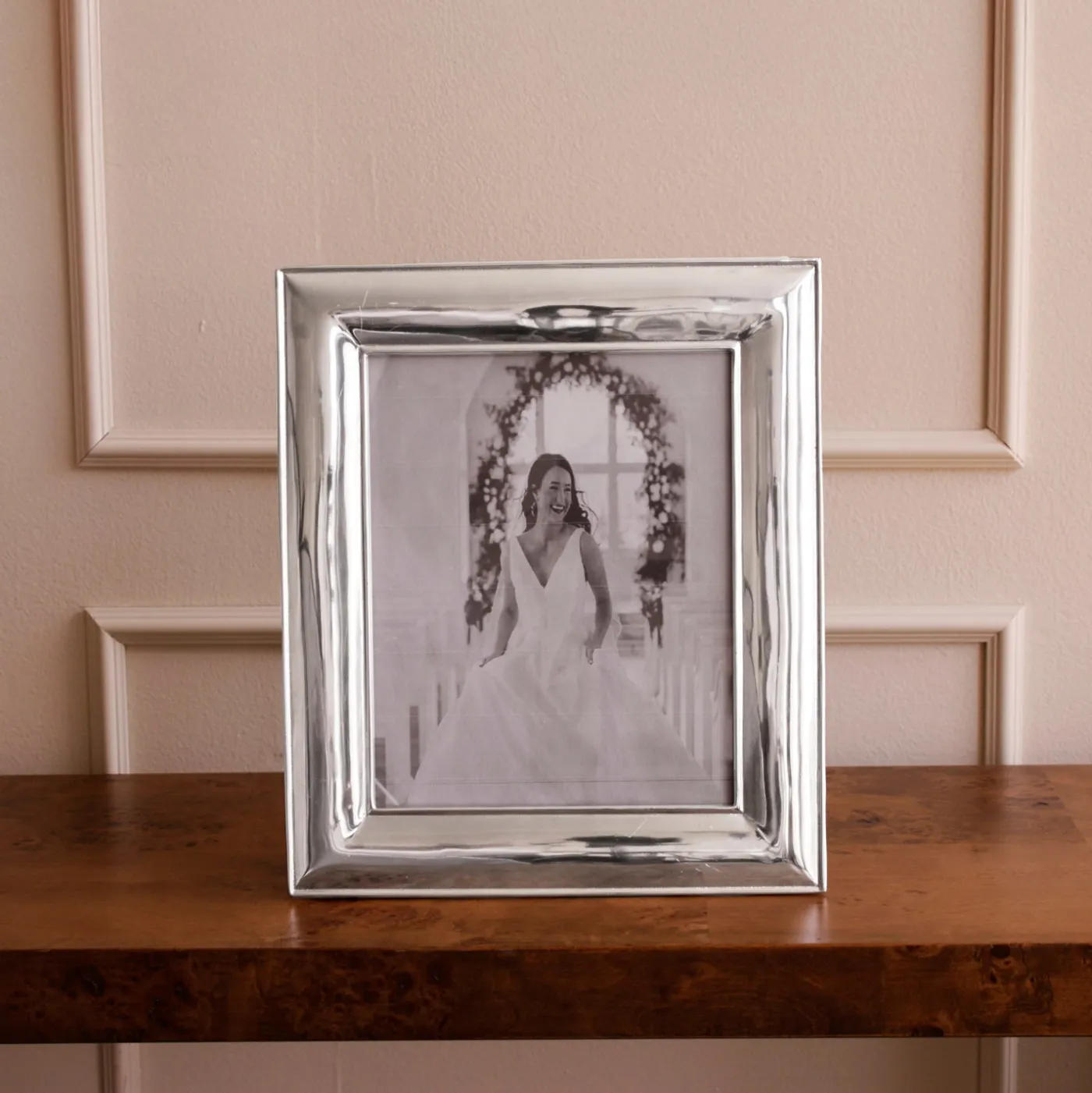 Hot FRAME Charlotte 8 x 10 View All Frames|Frames