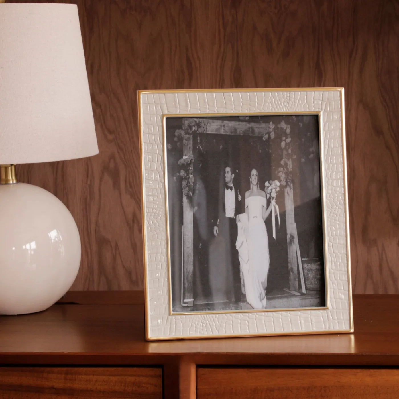 FRAME Encanto Croc 8 x 10 Cream View All Frames|Frames