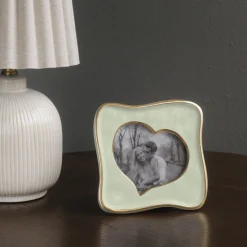 Hot FRAME Encanto Curved Heart 5 x 5 (Pistachio) GIFTABLES Heart|Gifts For The Graduate