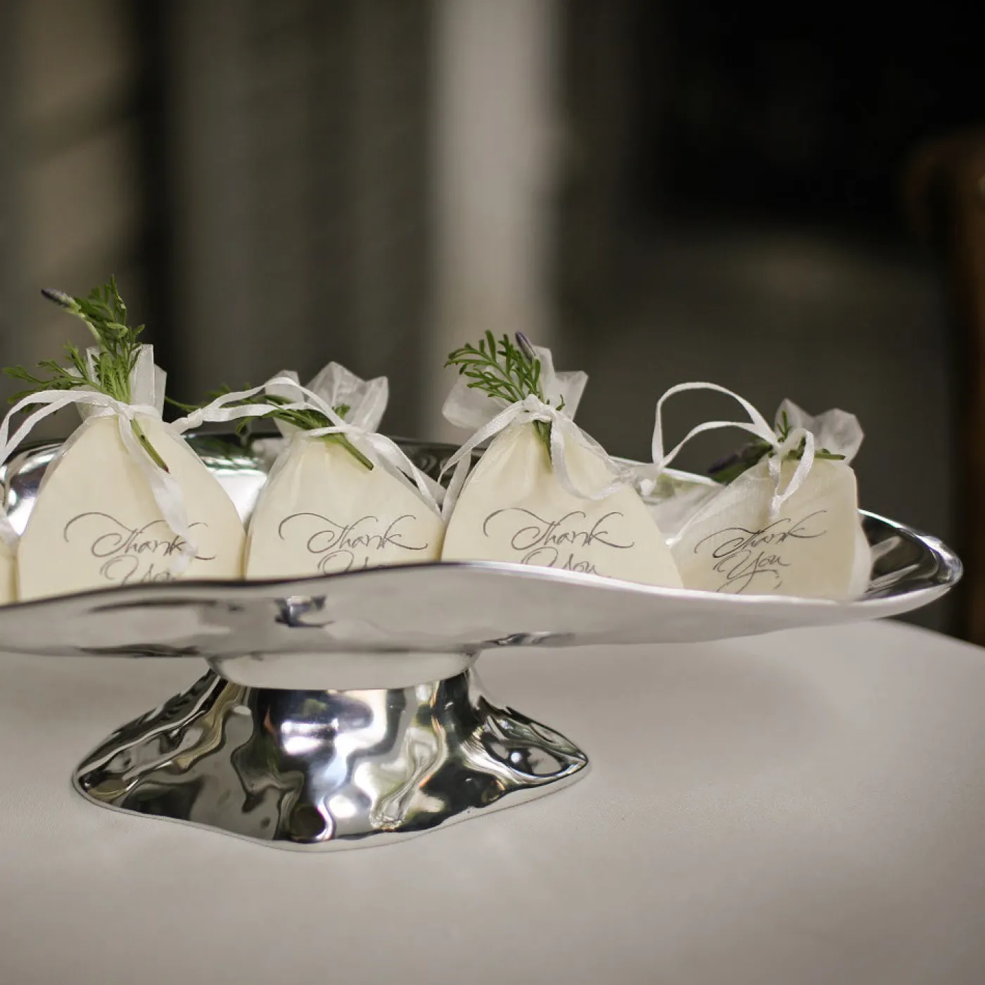 New PEDESTAL Soho Small Oval Cracker Tray Pedestals|Trays