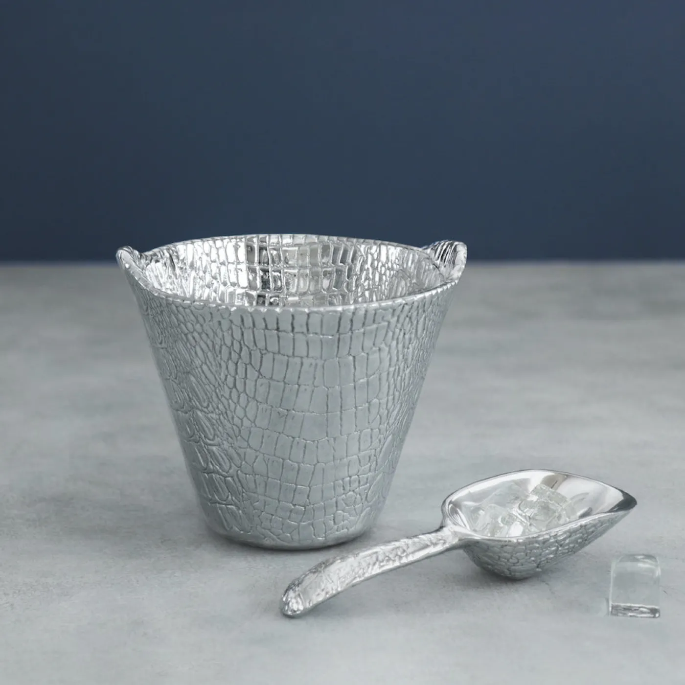 PIELES Croc Ice Scoop View All Pieles|Ice Buckets + Scoops