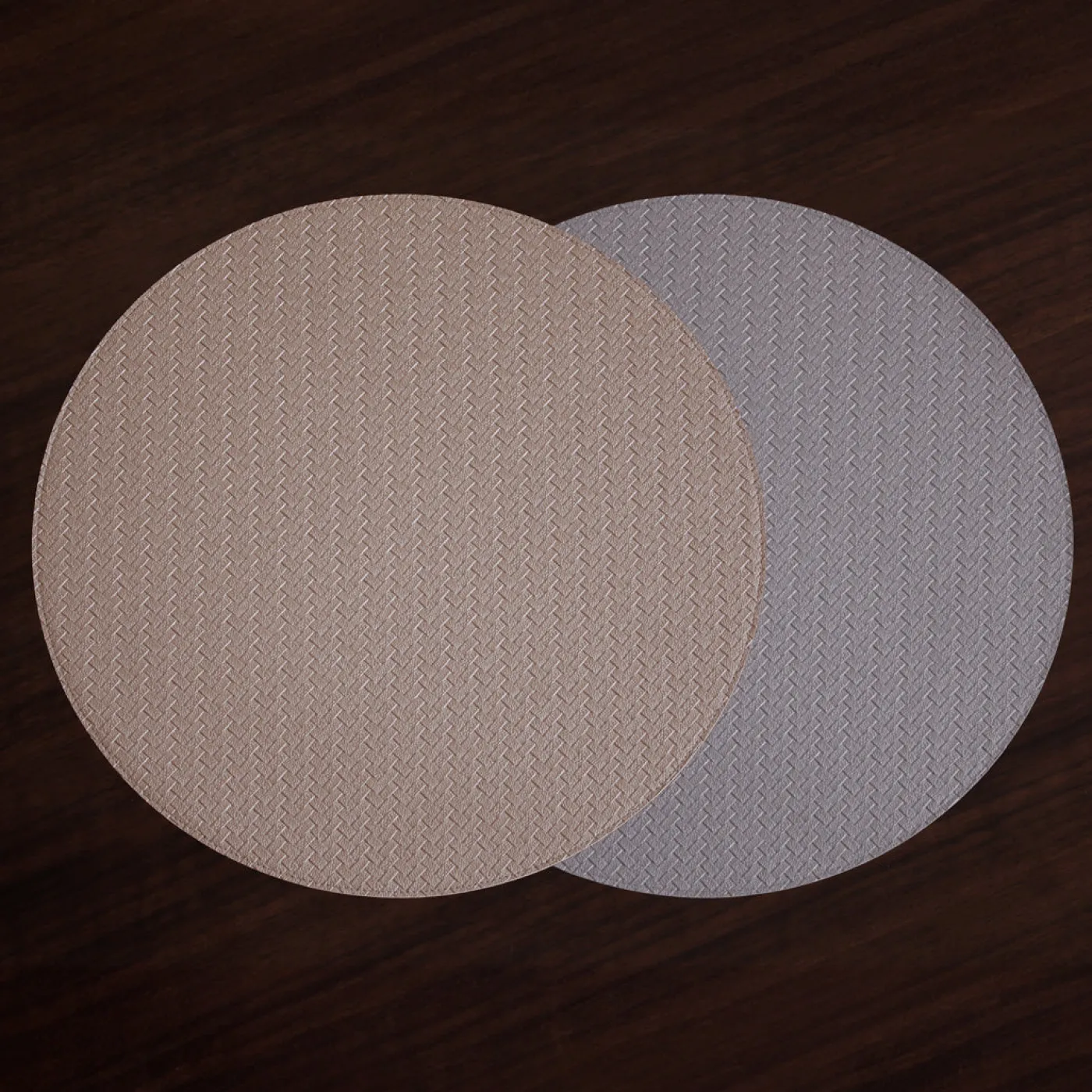 Discount VIDA Metallic Snakeskin Reversible 15" Round Placemats Set of 4 (Silve View All Vida|Placemats